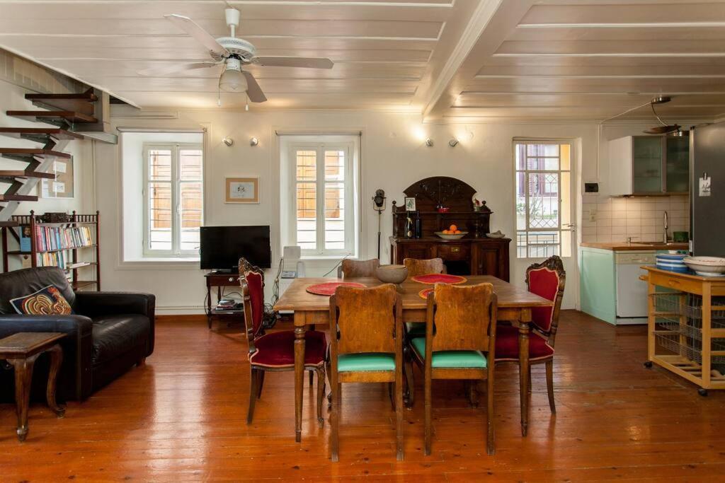 History & Culture In Old Town Chania 하니아 외부 사진